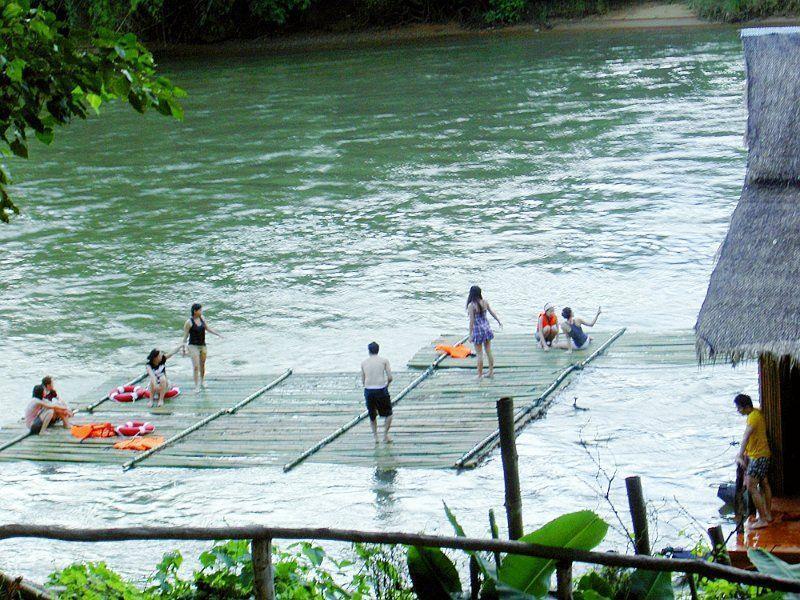 Boutique Raft Resort, River Kwai Sai Yok Exterior photo