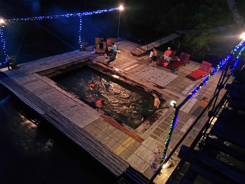 Boutique Raft Resort, River Kwai Sai Yok Exterior photo