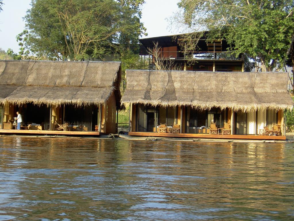 Boutique Raft Resort, River Kwai Sai Yok Exterior photo