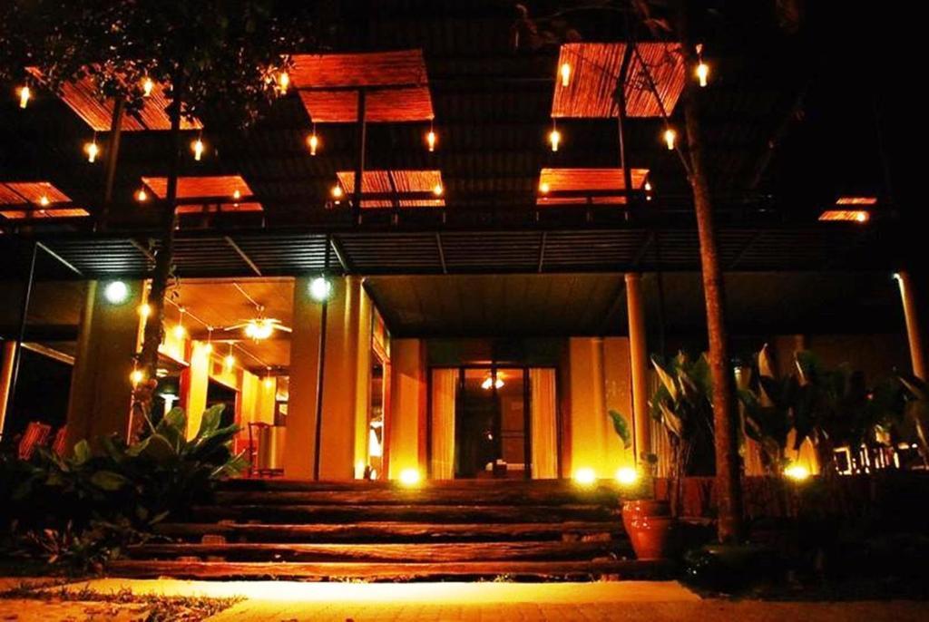 Boutique Raft Resort, River Kwai Sai Yok Room photo