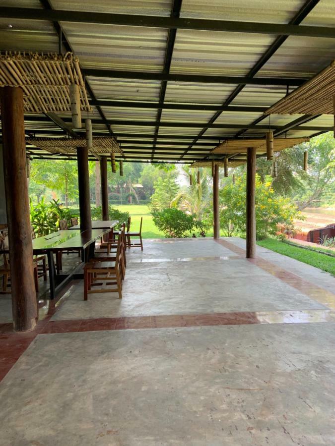 Boutique Raft Resort, River Kwai Sai Yok Exterior photo